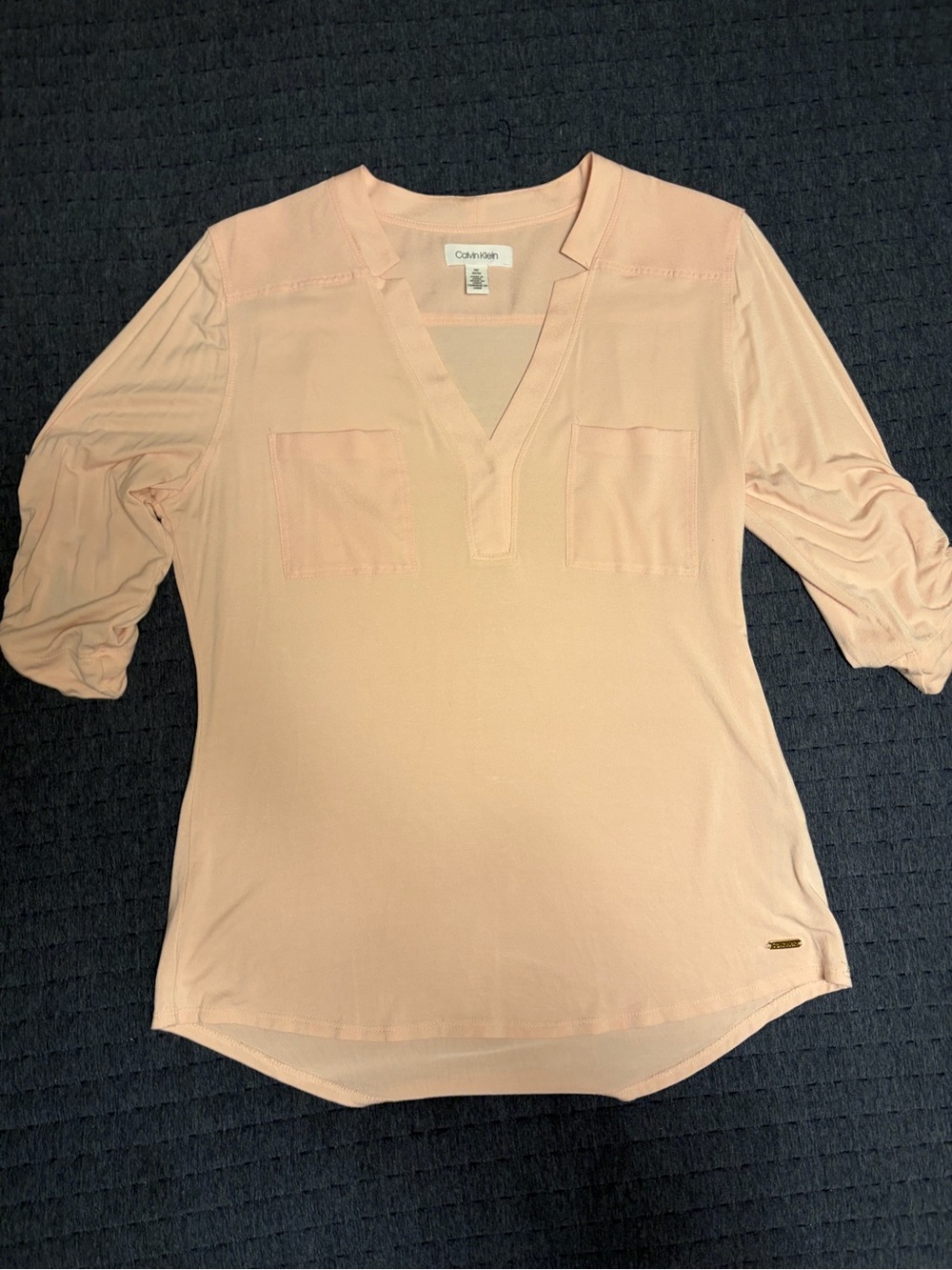 Calvin Klein Women's Blush Pink V-Neck Pocket Top